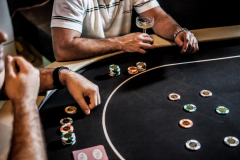 简单的棋牌赌博游戏入门指南